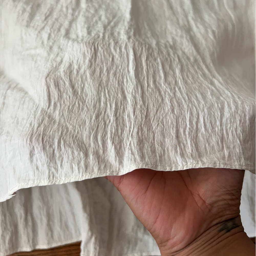 White Boxy Ribbed Blouse with Relaxed Fit - Picture 3 of 7